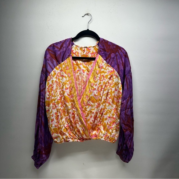 Free people Bohemian Floral Blouse with Purple Sleeves size M - Picture 2 of 7